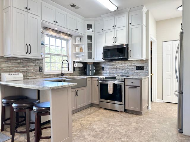 717 Terrace Creek Dr, Duncan, SC 29334