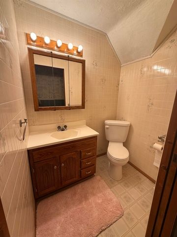 208 Marshall Street, Essexville, MI 48732