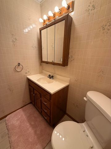 208 Marshall Street, Essexville, MI 48732