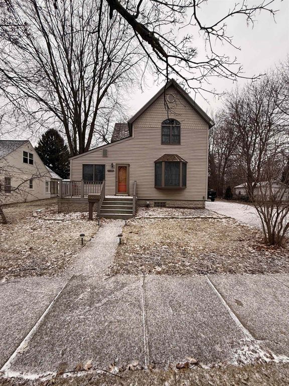 208 Marshall Street, Essexville, MI 48732