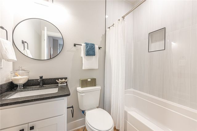 3161 W Tulsa Street, Fayetteville, AR 72704