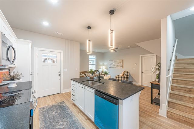 3161 W Tulsa Street, Fayetteville, AR 72704