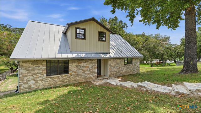 721 Ridgeroad Drive, New Braunfels, TX 78130