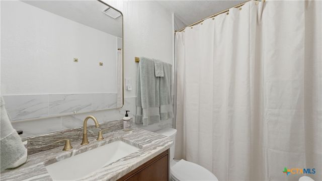 721 Ridgeroad Drive, New Braunfels, TX 78130