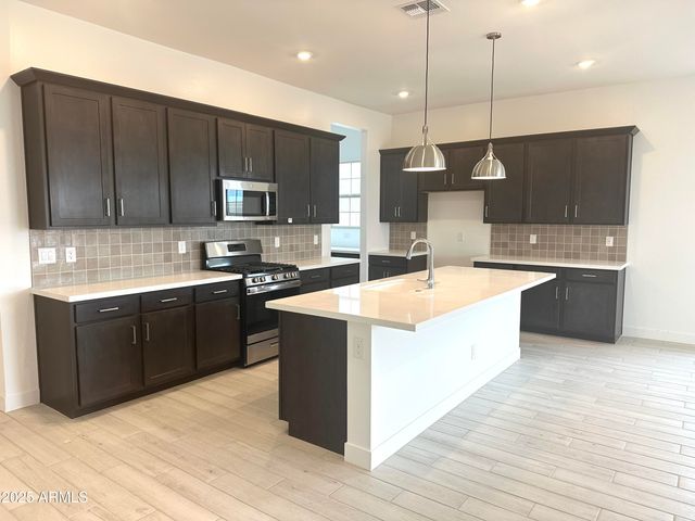 43713 N Wollemi Street, Queen Creek, AZ 85140