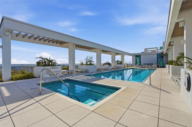 777 3RD AVENUE N 906, St Petersburg, FL 33701