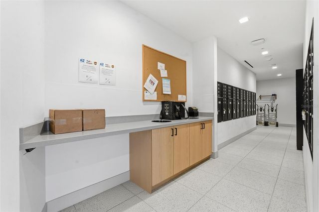 777 3RD AVENUE N 906, St Petersburg, FL 33701