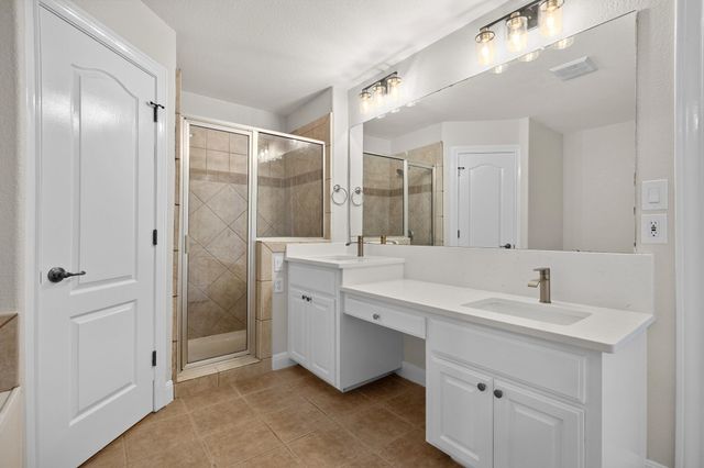 20904 Van Allen CV, Lago Vista, TX 78645