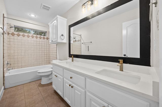 20904 Van Allen CV, Lago Vista, TX 78645