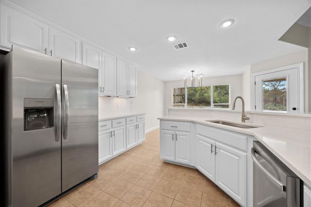 20904 Van Allen CV, Lago Vista, TX 78645