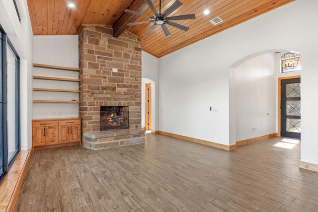 114 CR 2729, Mico, TX 78056