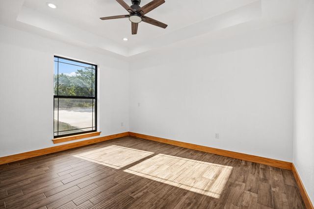 114 CR 2729, Mico, TX 78056