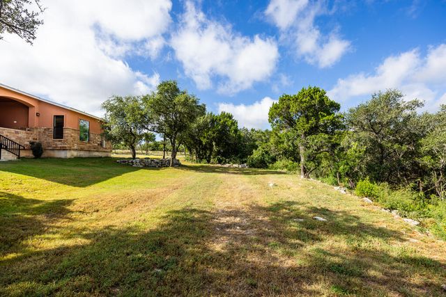 114 CR 2729, Mico, TX 78056