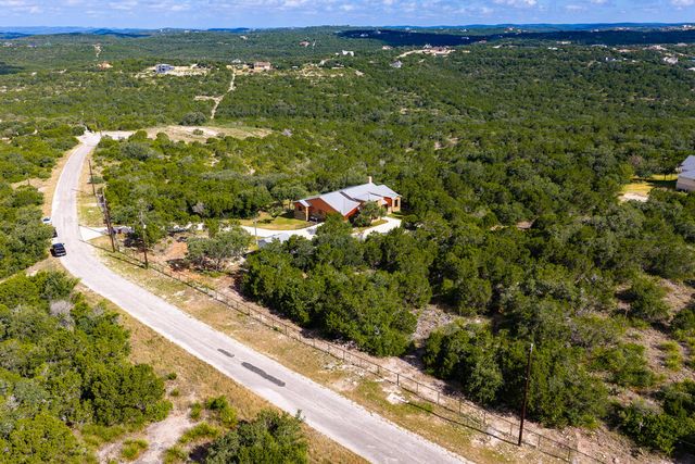 114 CR 2729, Mico, TX 78056