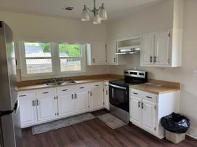 1985 Thatchers Mill Road, Paris, KY 40361