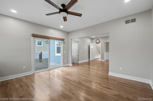 882 N Center Street, Northville, MI 48167