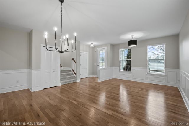 882 N Center Street, Northville, MI 48167