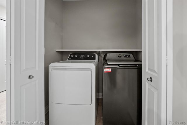 882 N Center Street, Northville, MI 48167