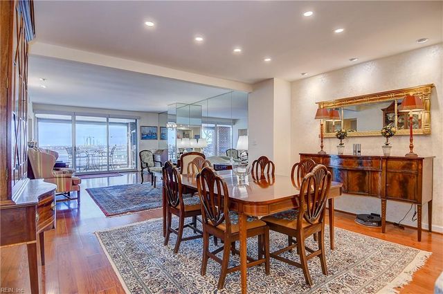 215 Brooke Ave Apt 802, Norfolk, VA 23510