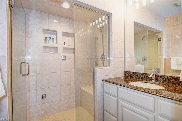 215 Brooke Ave Apt 802, Norfolk, VA 23510