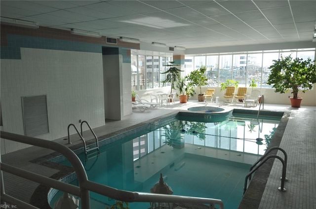 215 Brooke Ave Apt 802, Norfolk, VA 23510