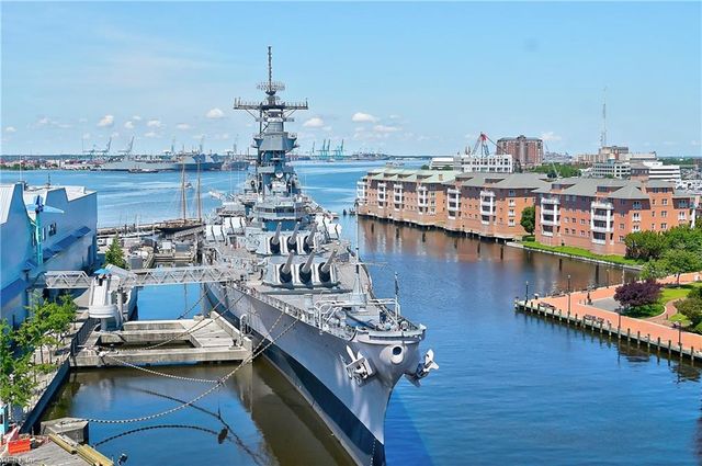 215 Brooke Ave Apt 802, Norfolk, VA 23510