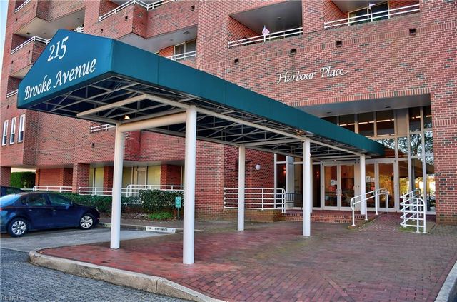 215 Brooke Ave Apt 802, Norfolk, VA 23510