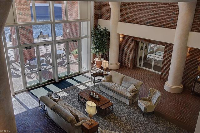 215 Brooke Ave Apt 802, Norfolk, VA 23510