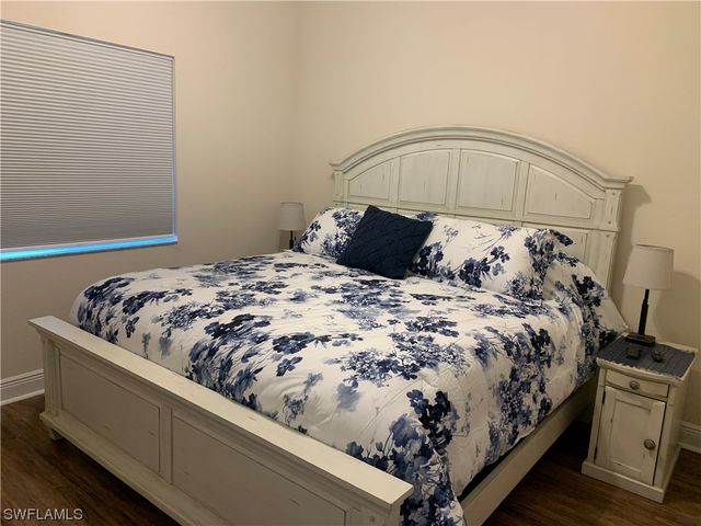 1511 NW 27th PL, Cape Coral, FL 33993