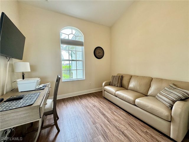 1511 NW 27th PL, Cape Coral, FL 33993