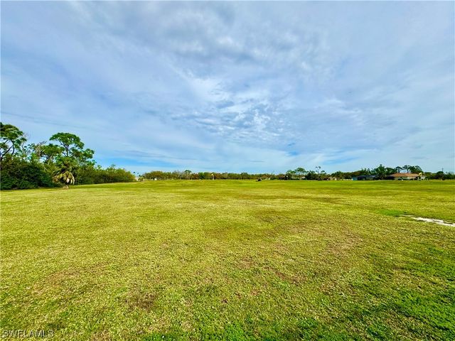 1511 NW 27th PL, Cape Coral, FL 33993