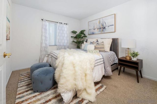 2975 River Shadow Ct, Alpine, CA 91901