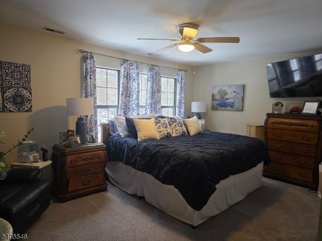 38 Lexington Ln, West Milford Twp., NJ 07480