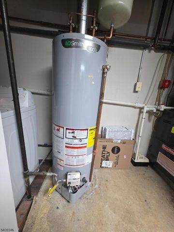 38 Lexington Ln, West Milford Twp., NJ 07480