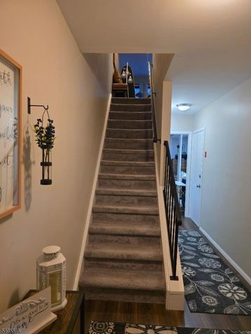 38 Lexington Ln, West Milford Twp., NJ 07480