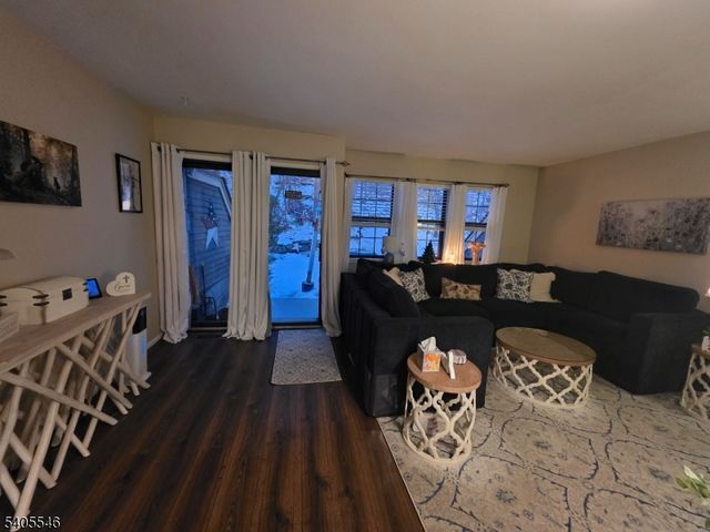 38 Lexington Ln, West Milford Twp., NJ 07480