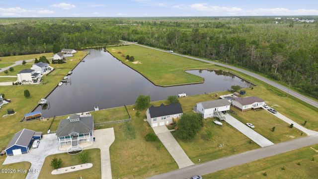 66 Warrens Way, Chocowinity, NC 27817