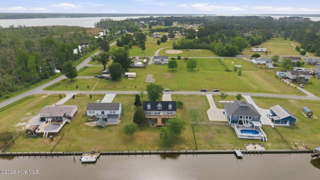 66 Warrens Way, Chocowinity, NC 27817