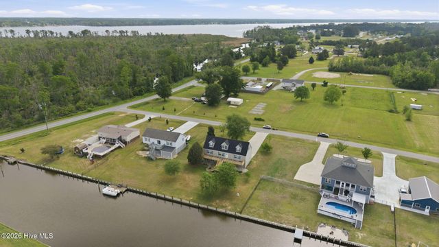 66 Warrens Way, Chocowinity, NC 27817