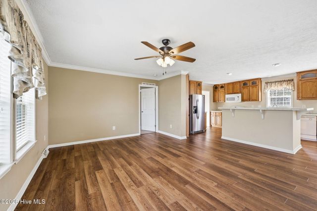 66 Warrens Way, Chocowinity, NC 27817