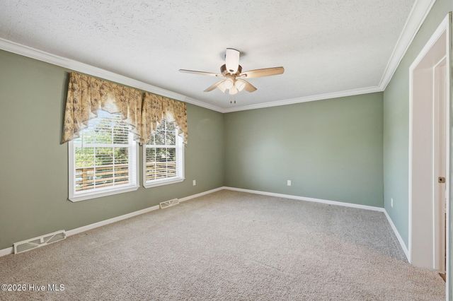 66 Warrens Way, Chocowinity, NC 27817