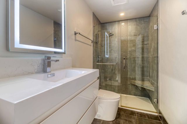 120 NW Sisemore Street, Bend, OR 97703