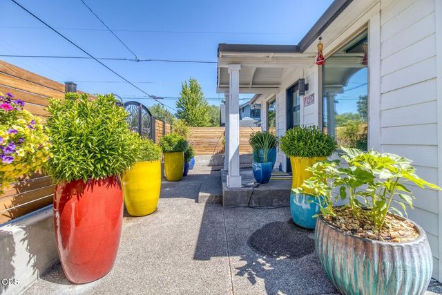 120 NW Sisemore Street, Bend, OR 97703
