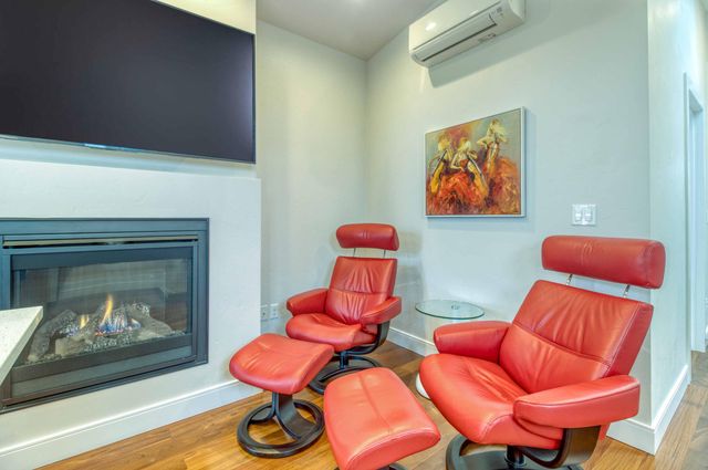120 NW Sisemore Street, Bend, OR 97703