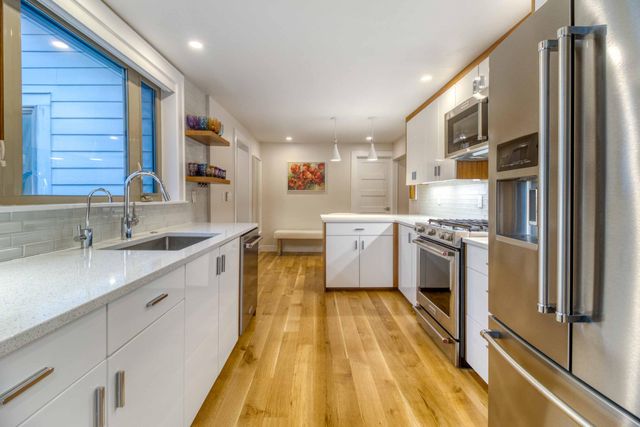 120 NW Sisemore Street, Bend, OR 97703