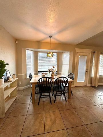 3907 Stevens Street, Plainview, TX 79072