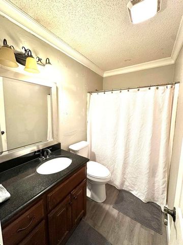 3907 Stevens Street, Plainview, TX 79072