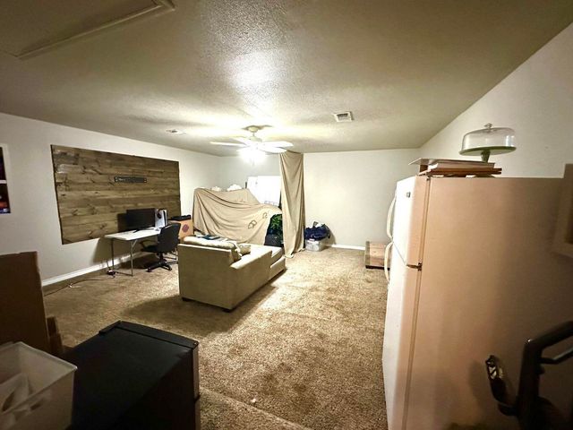 3907 Stevens Street, Plainview, TX 79072