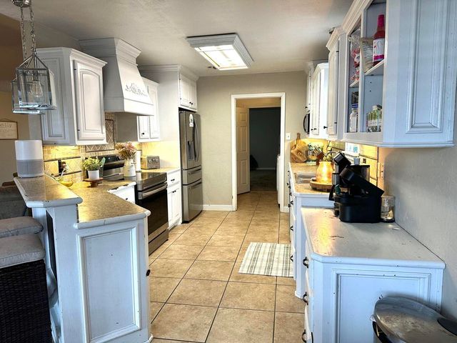 3907 Stevens Street, Plainview, TX 79072