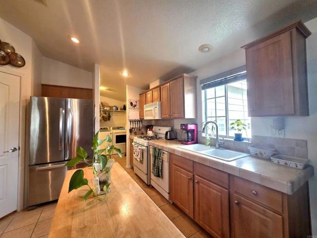 450 E Bradley 144, El Cajon, CA 92021